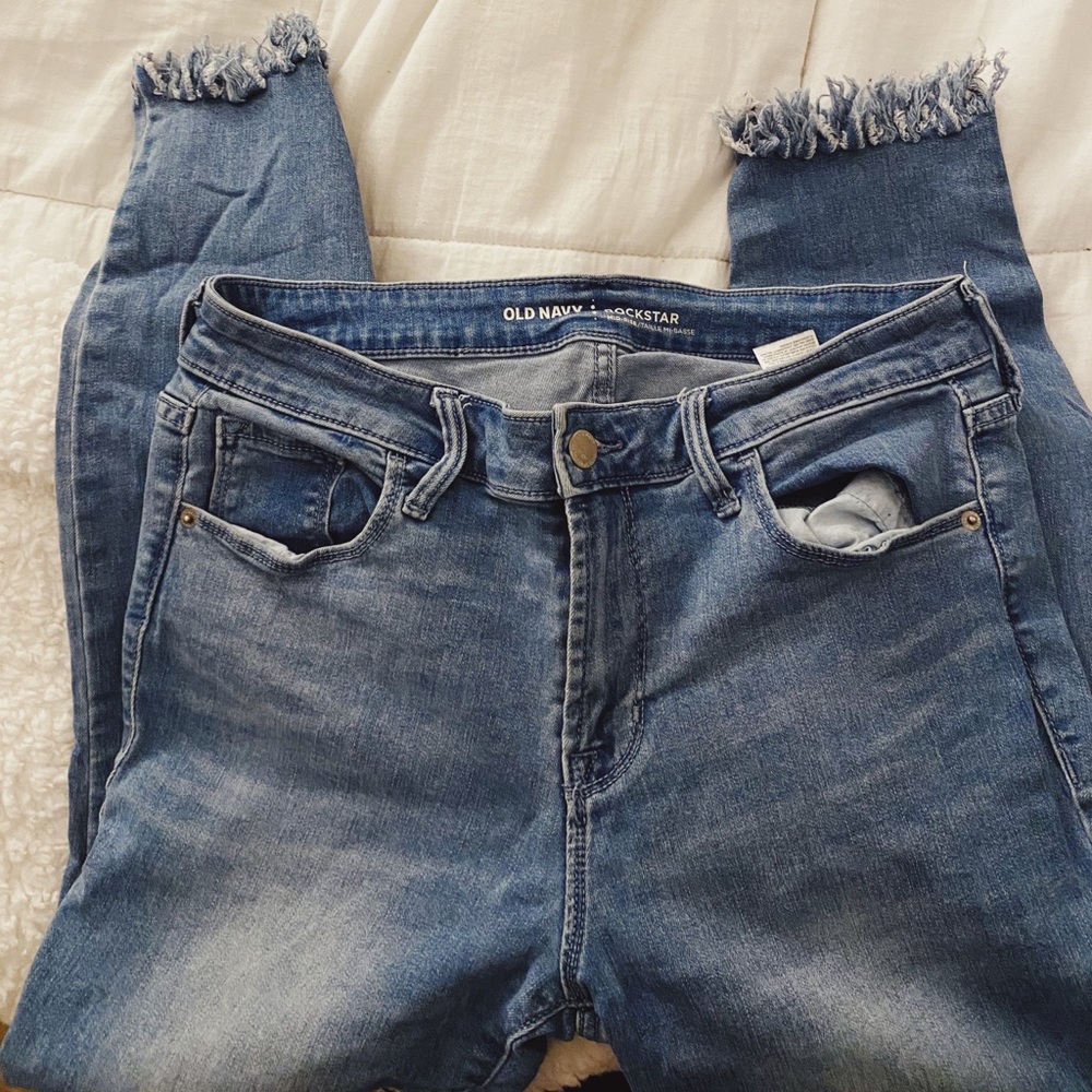 Frayed Jeans 👖